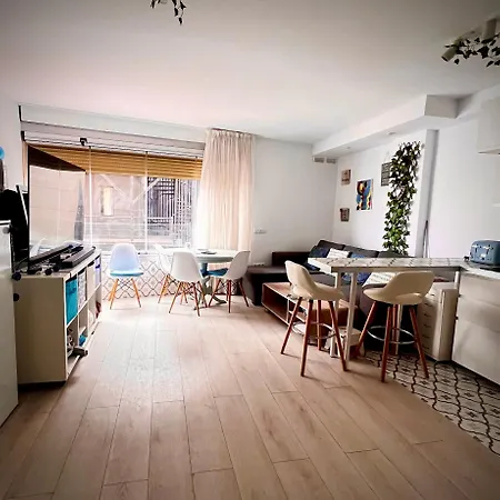 Apartamento En Primera Linea De Playa Y Vistas Al Mar Y Piscina *